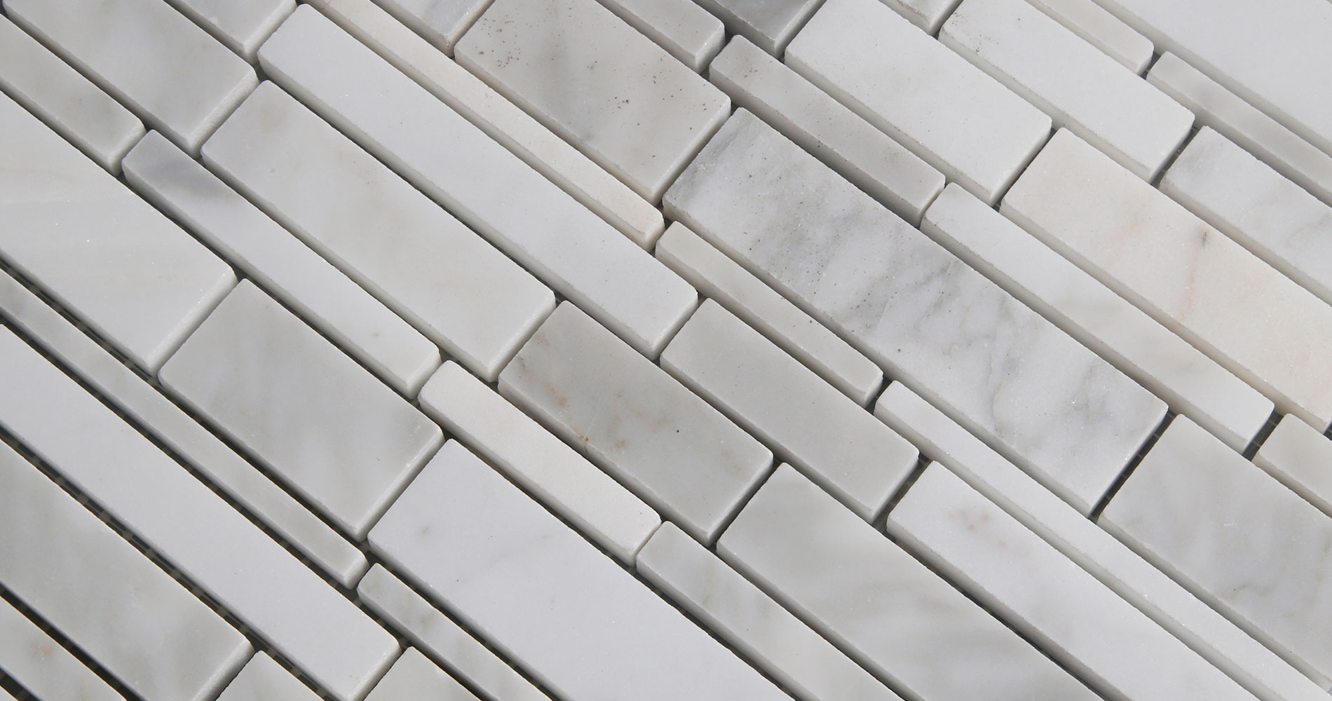 centurymosaic-Random-Strip-Marble-Mosaic-Tile-2